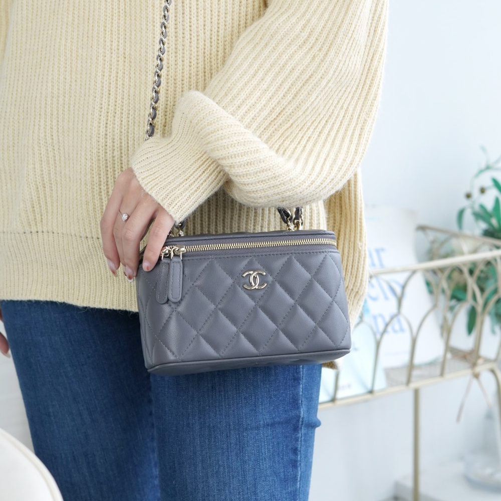 최고퀄 팬더샵 샤넬 23K 탑핸들 베니티백 그레이